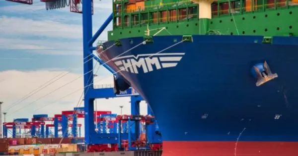 HMM follows MSC and CMA CGM in moving to used containerships