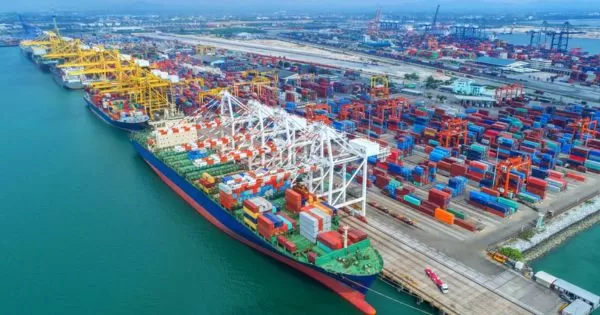 Early Tet demand continues to put pressure on container rates on Asia-US trade