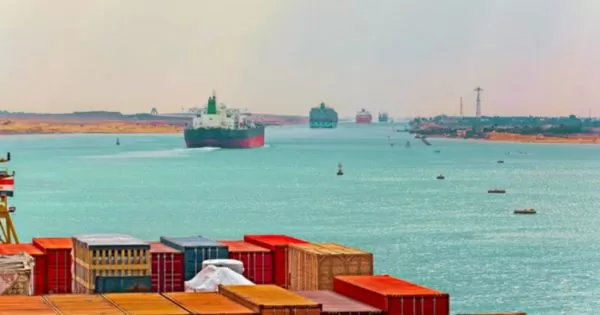 Global shipping crisis deepens as Red Sea becomes dangerous zone