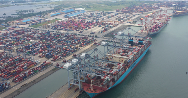 chuỗi Logistics Việt Nam thiếu hụt năng lực vận tải trầm trọng