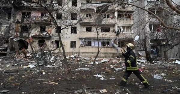 Consequences of a Russian air strike in Kyiv