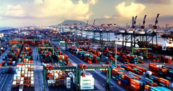 Cang-container-Cao-Hung-Dai-Loan-Kaohsiung-Container-Terminal-Taiwan