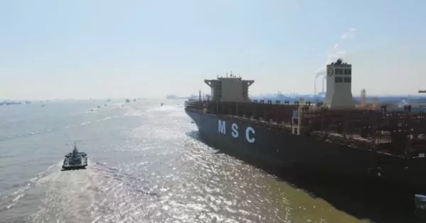 MSC's LNG-powered container ship