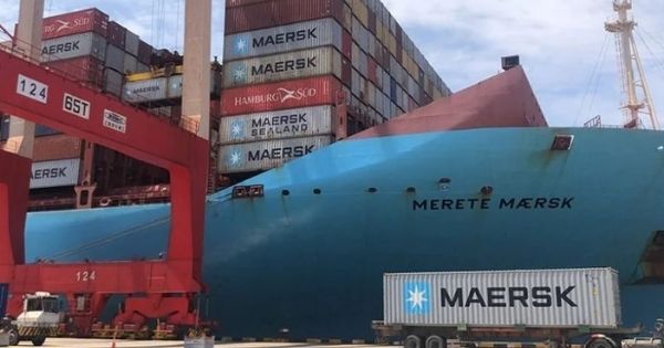 Tàu container hãng tàu Maersk