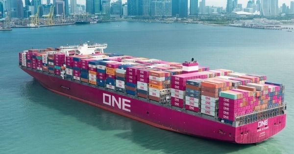 container ship of ONE shipping line