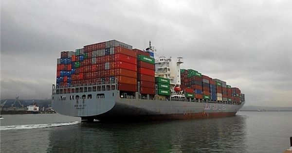 Wan Hai container ship