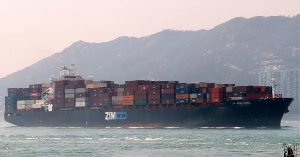 ZIM panamax container vessel